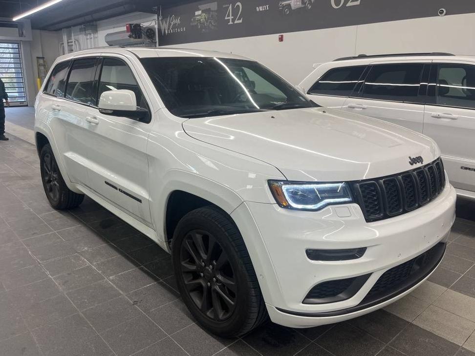 JEEP GRAND CHEROKEE 2018 1C4RJFCG8JC458045 image